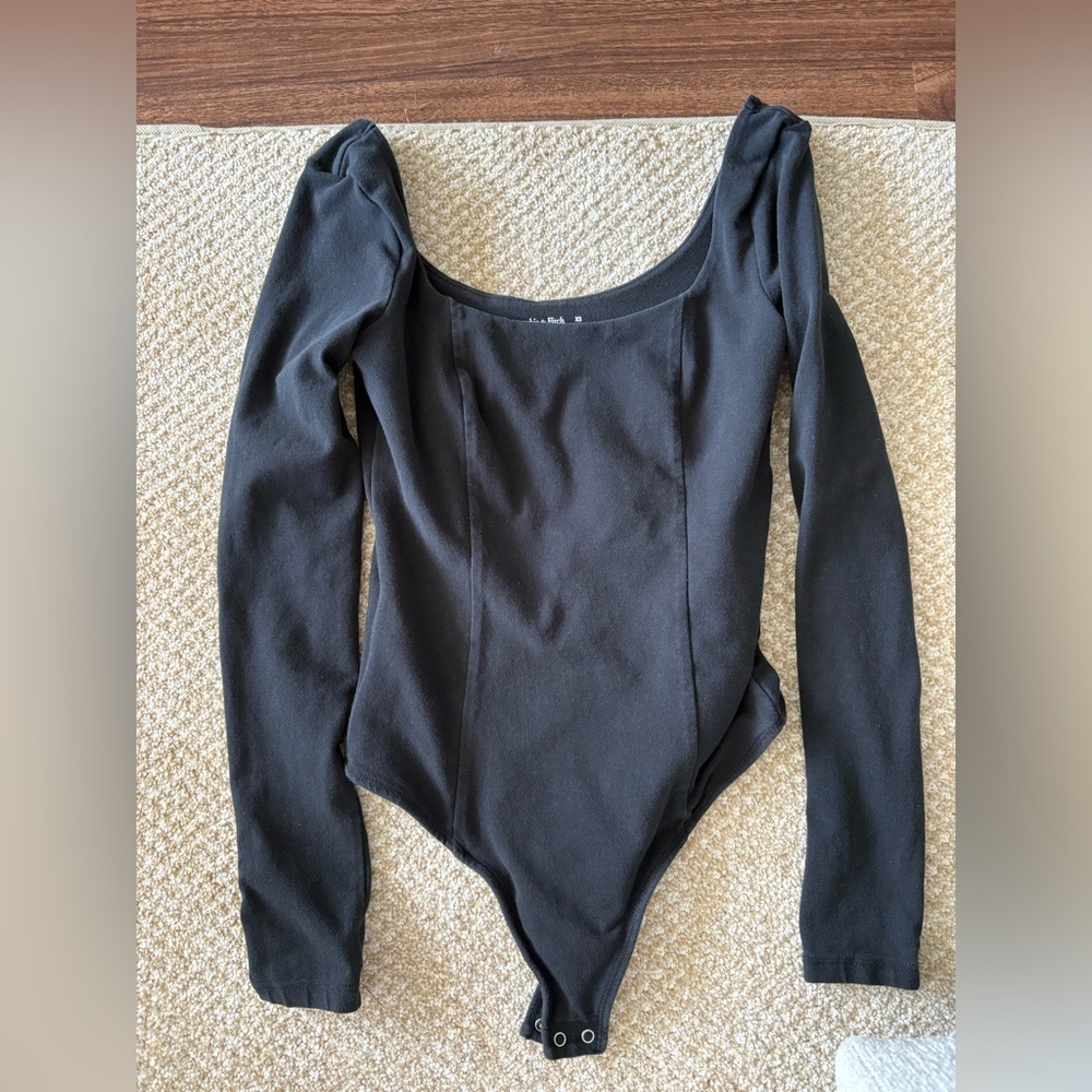 A&F scoopneck bodysuit
